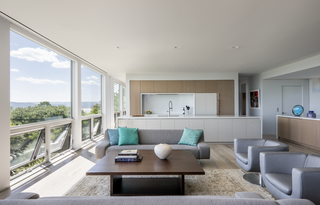 Hudson River House